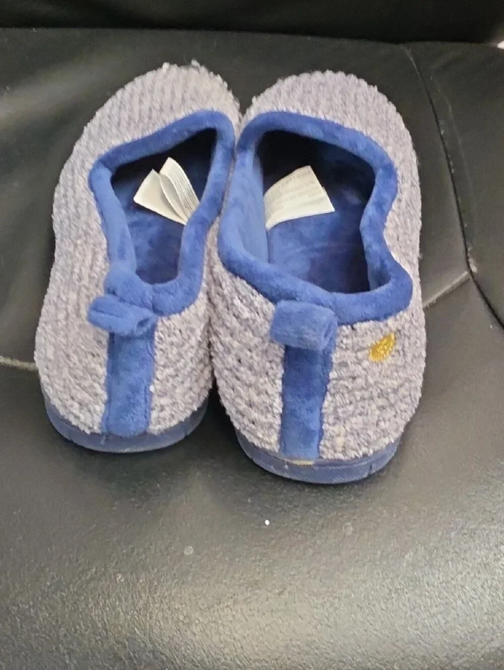 dearfoams Men's Light Blue Knit Slip-On Slippers